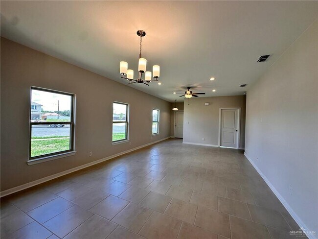 Building Photo - 21 Westway Ct