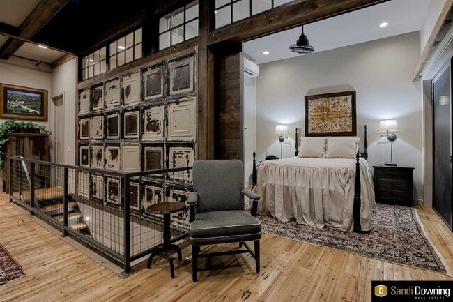 Building Photo - 1308 Jackson St