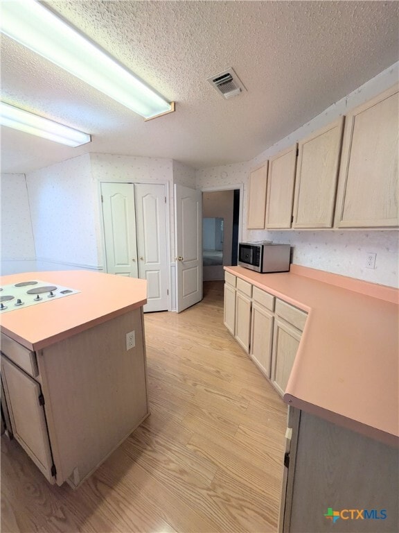 Building Photo - 1428 Devin Dr