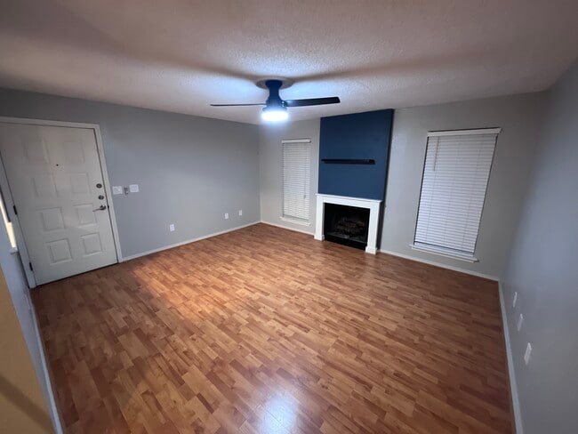 Building Photo - Cedar Terrace