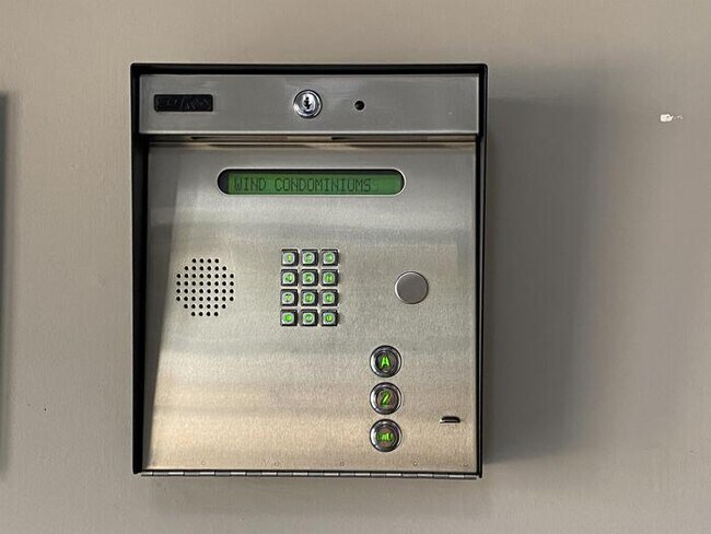 Building Photo - 275 1st St S