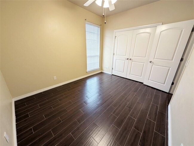 Building Photo - 17201 Cedar Dr