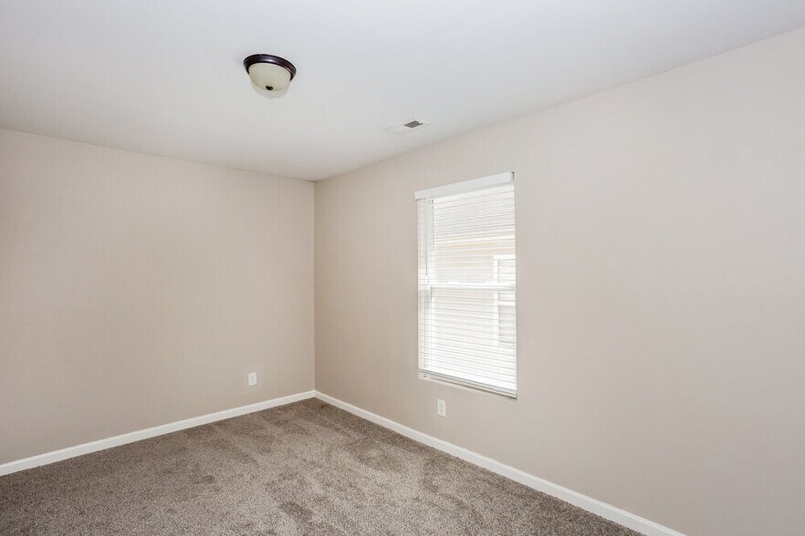 Building Photo - 4214 Quinn Drive