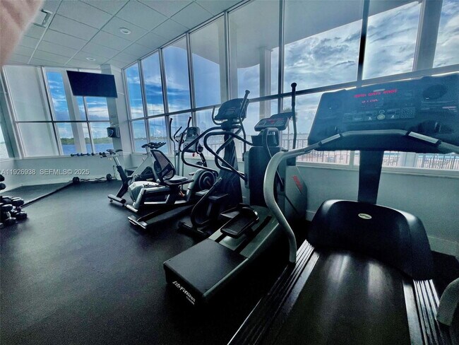 Building Photo - 11930 N Bayshore Dr