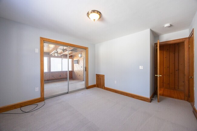 Building Photo - 22 Exchange St