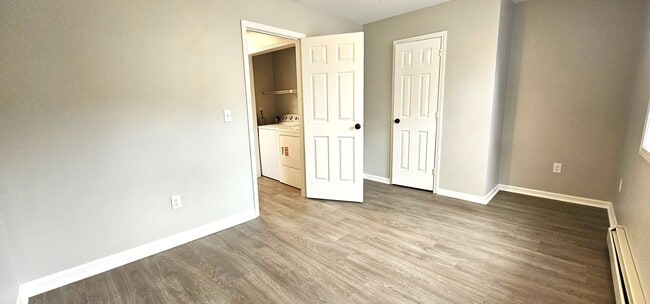 Building Photo - 6 West St