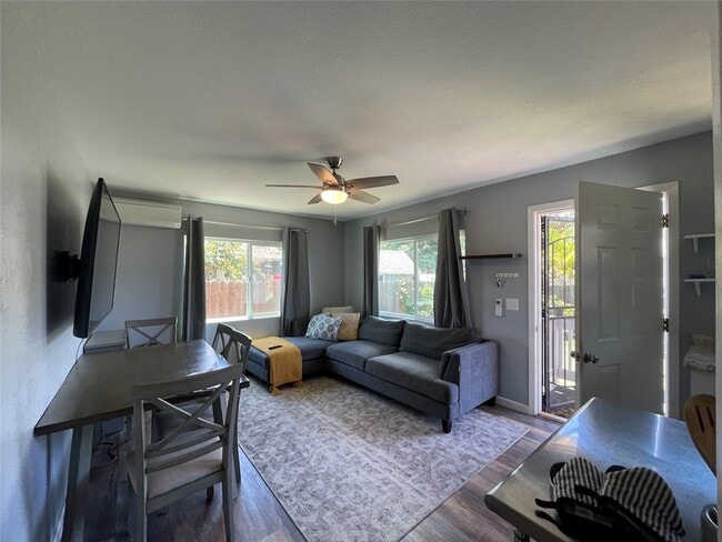 Building Photo - 52 Alahele Pl