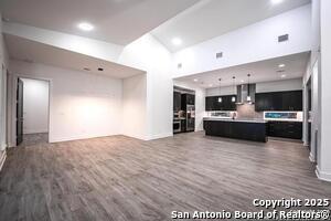 Building Photo - 2109 Bella Vista