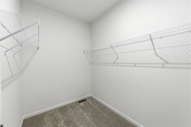 Building Photo - 538 Penwell Dr