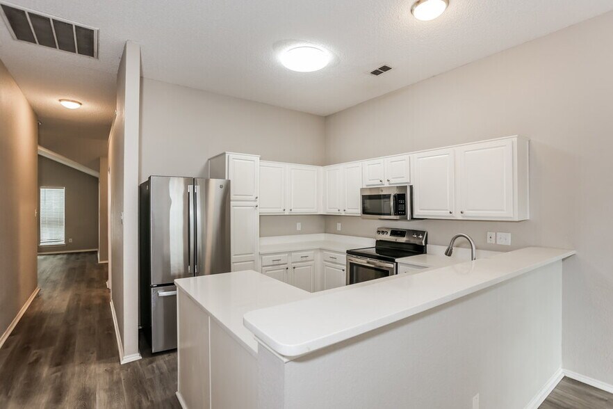 Building Photo - 10213 Dallam Ln