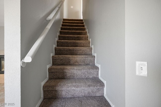 Building Photo - 3819 Terrazzo Ave