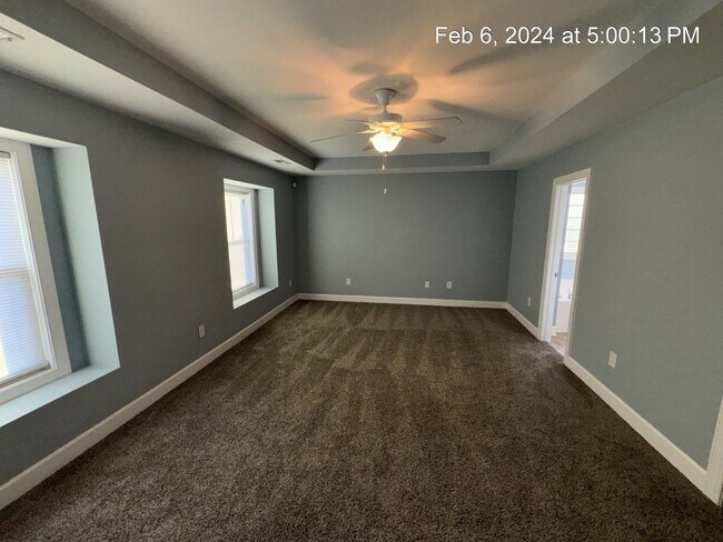 Building Photo - 118 Blackhawk Lane