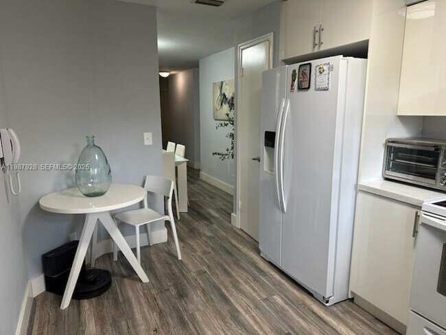 Building Photo - 3309 Water Oak Dr