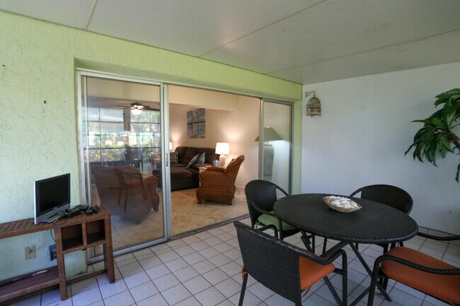 Building Photo - 1041 Orange Terrace