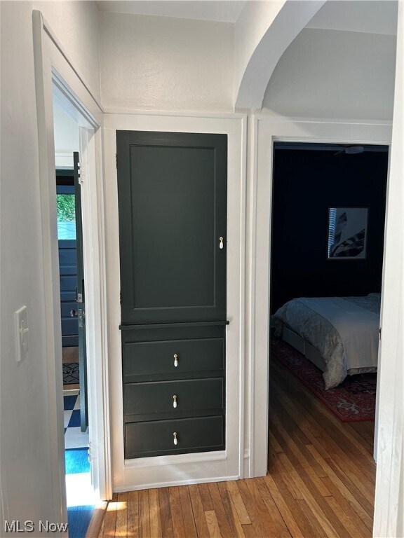 Building Photo - 18914 Mitchell Ave