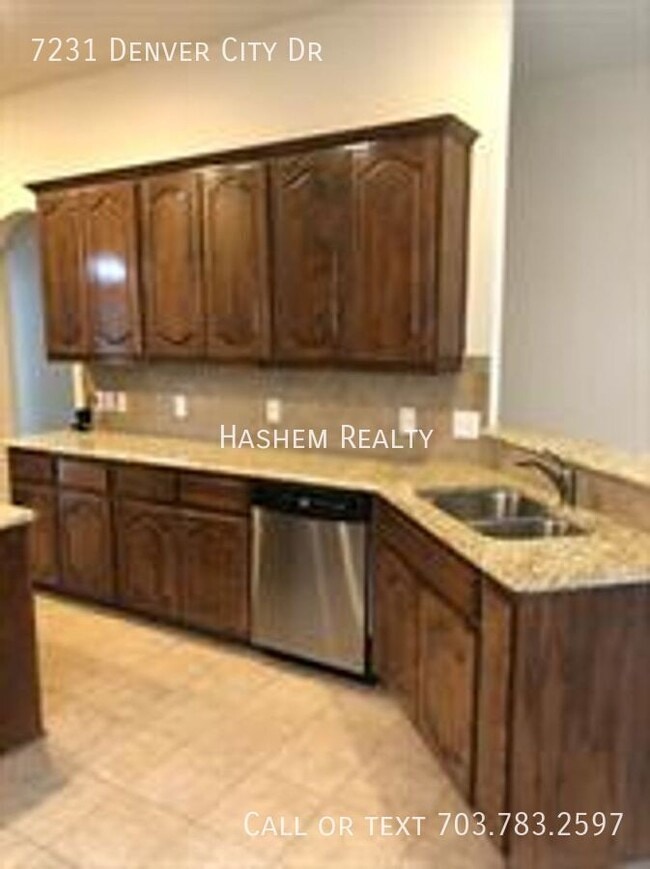 Building Photo - 7231 Denver City Dr