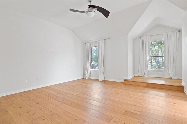 Building Photo - 2109 Petrified Forest Dr