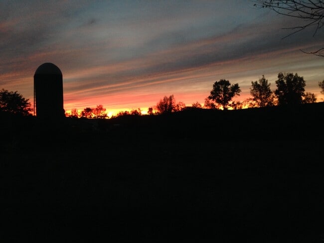 Building Photo - 5 Six Hundred Rd