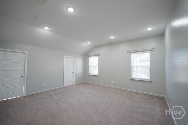 Building Photo - 23 Brookhaven Dr