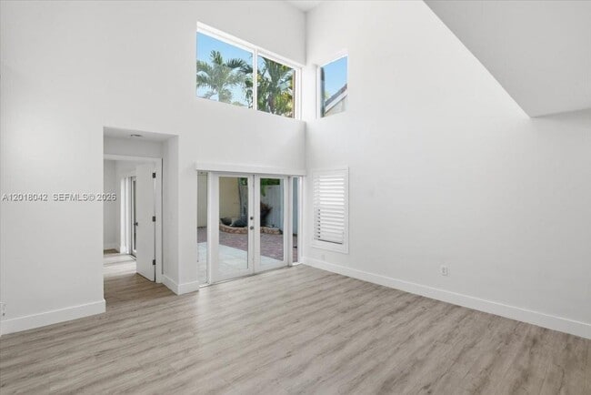 Building Photo - 1135 Oysterwood St