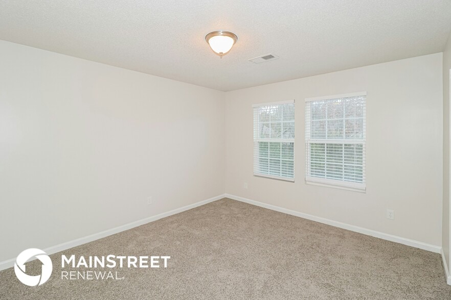 Building Photo - 10071 Branley Oak Dr