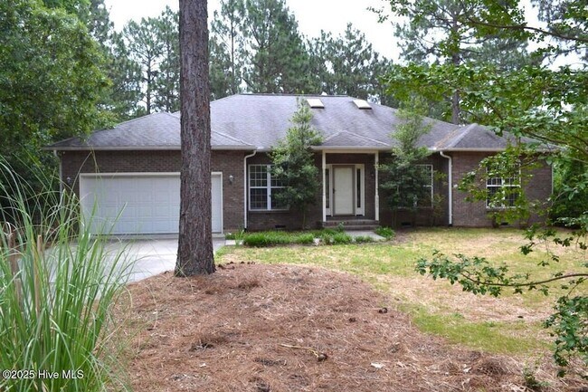 Building Photo - 929 Cardinal Pl