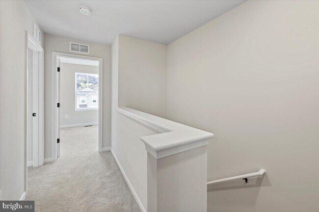 Building Photo - 27 Whimbrel Rd