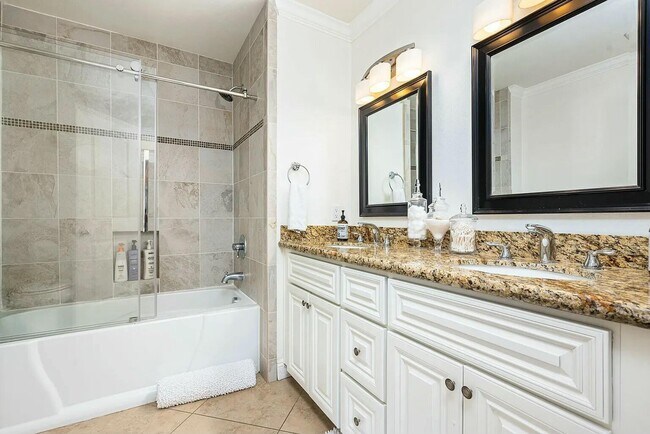 Building Photo - 46890 Highland Palms Dr