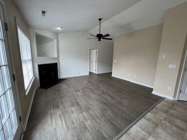 Building Photo - 434 Fernway Dr