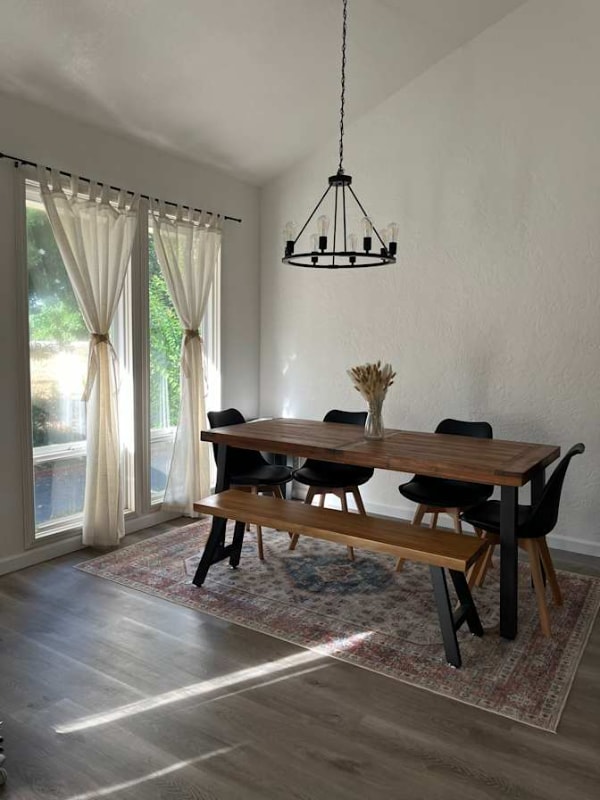 Building Photo - 7967 La Riviera Dr