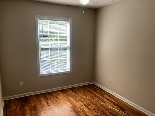 Building Photo - 3870 Spanner Way