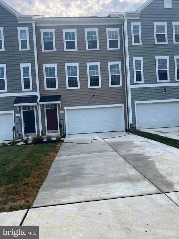 Primary Photo - 92 Stafford Pl