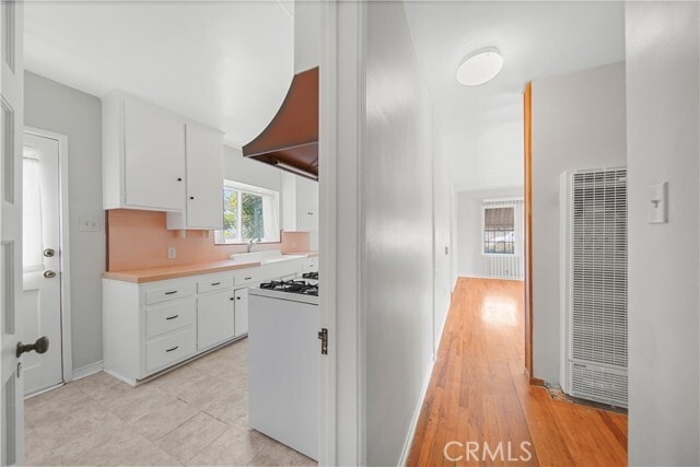 Building Photo - 544 N 7th St