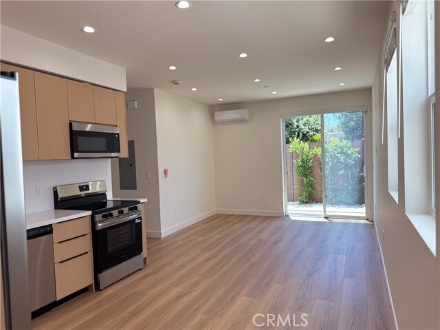 Building Photo - 4121 Lafayette Pl