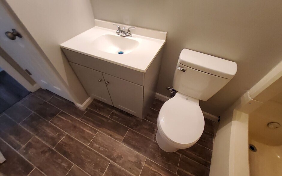 Building Photo - 71 Harvard Rd