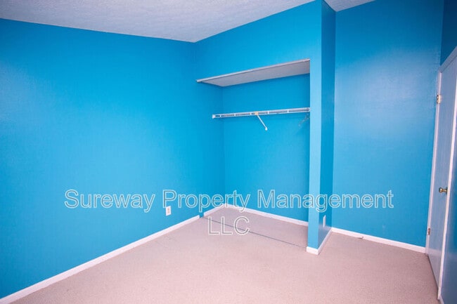 Building Photo - 38 Dorchester Cir