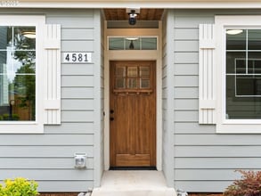 Building Photo - 4581 N Haight Ave