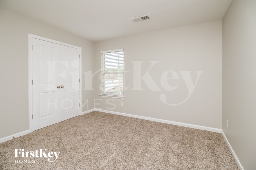 Building Photo - 428 Rankin Cir