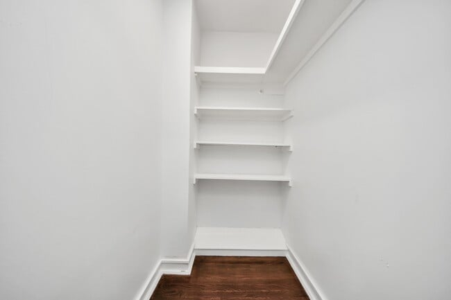 Building Photo - 1403 Munger St