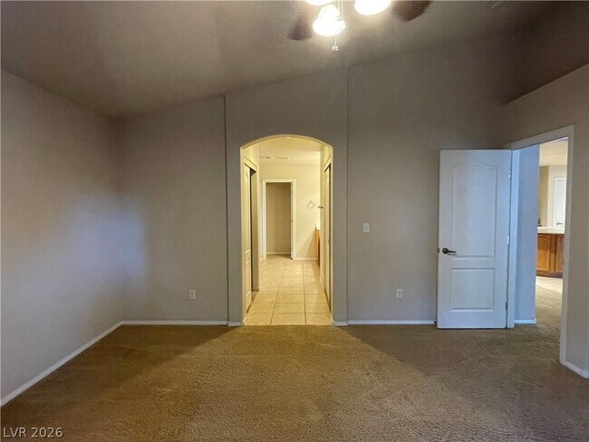 Building Photo - 417 Colorful Rain Ave