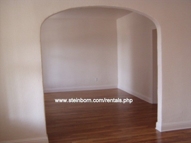 Building Photo - Nice Home in Historic Downtown with Shared...