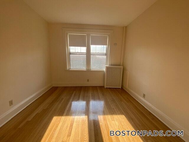 Building Photo - 12 Alton Pl