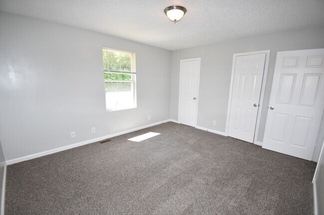Building Photo - 3276 Tower Dr