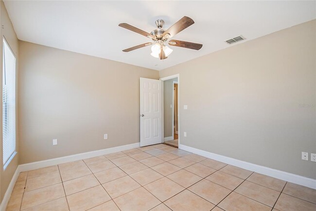 Building Photo - 1503 Lund Ave