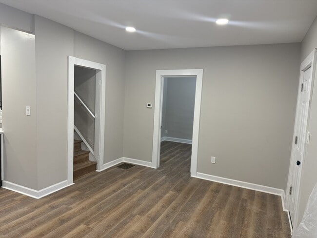 Building Photo - 12708 Revere Ave