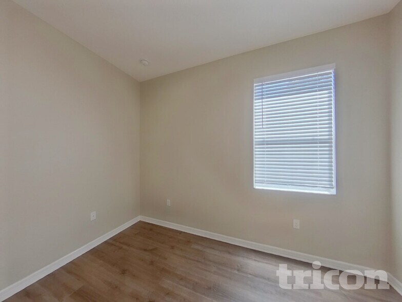 Building Photo - 33931 Emerald Pond Loop