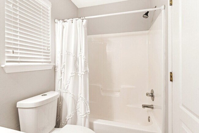 Building Photo - 75 Secret Harbor Dr