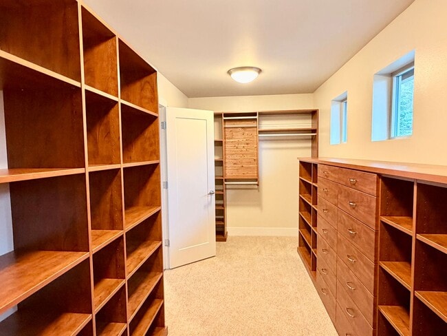 Building Photo - Cedar Park Home