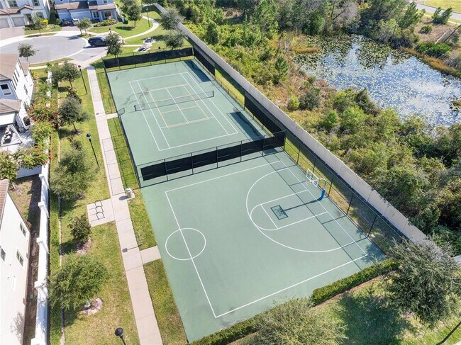 Building Photo - 8000 Leaf Grv Cir