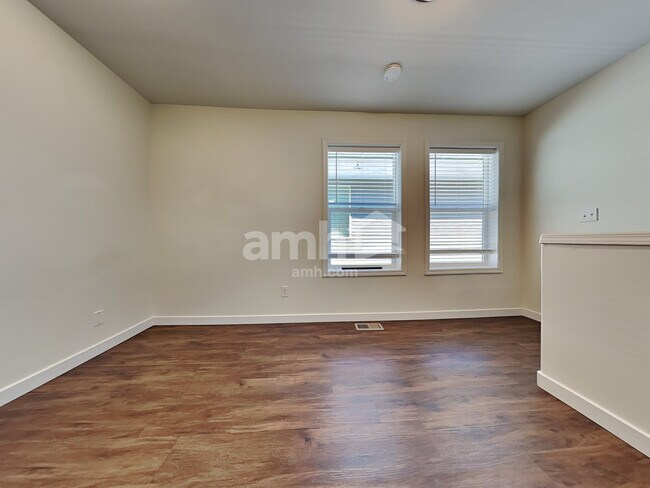 Building Photo - 9944 Terra Glenn Street Southeast